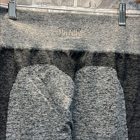 PINK Gray‎ Leggings - Picture 1 of 7
